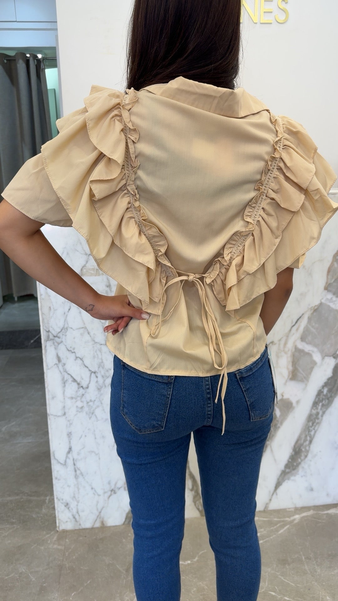 Chemise froufrou