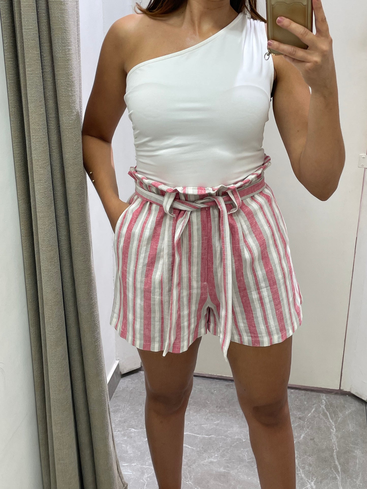 short en lin