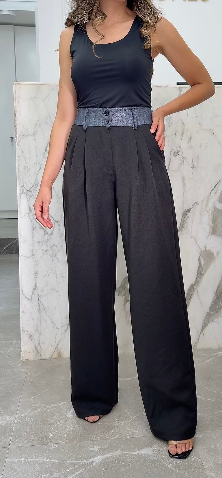 pantalon noir droit bande effet jean