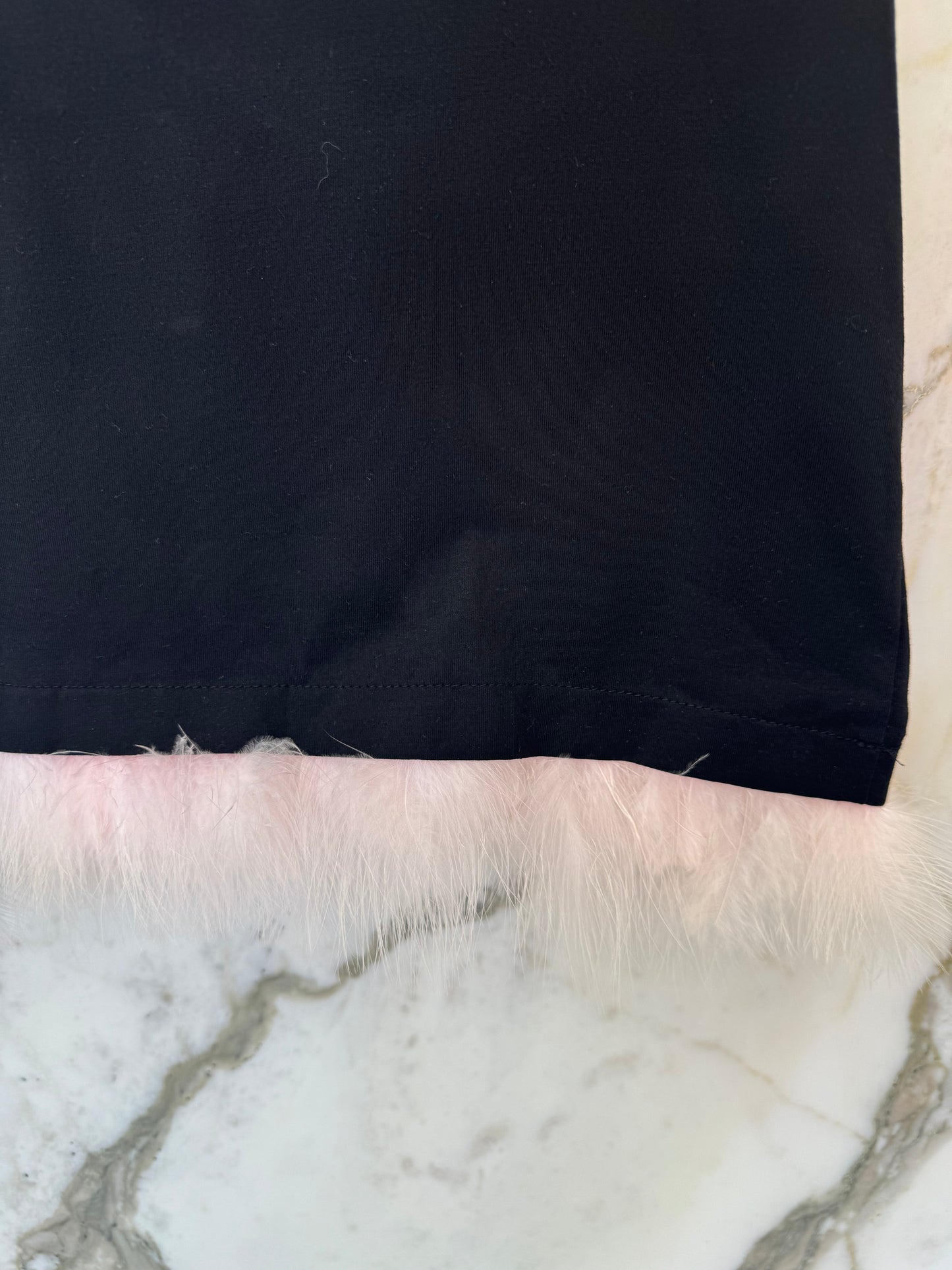 t-shirt avec plumes