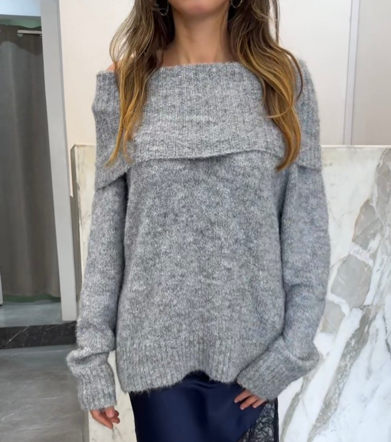 Pull épaules dénudées