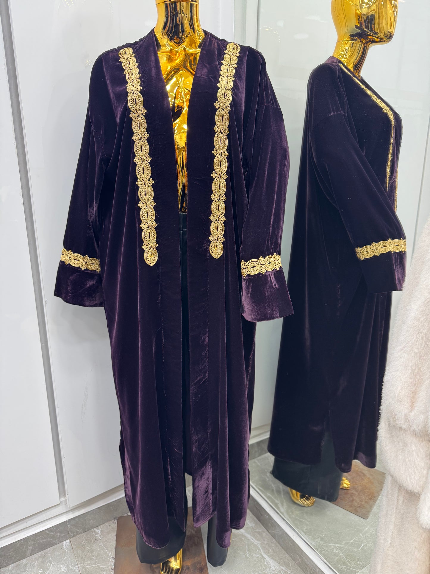kimono brodé doré col manche