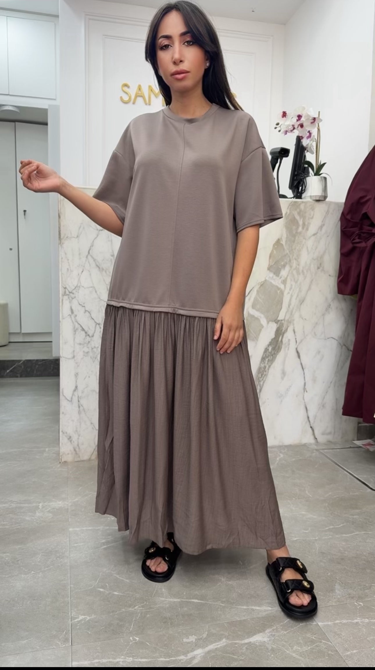 robe t-shirt plissée en bas