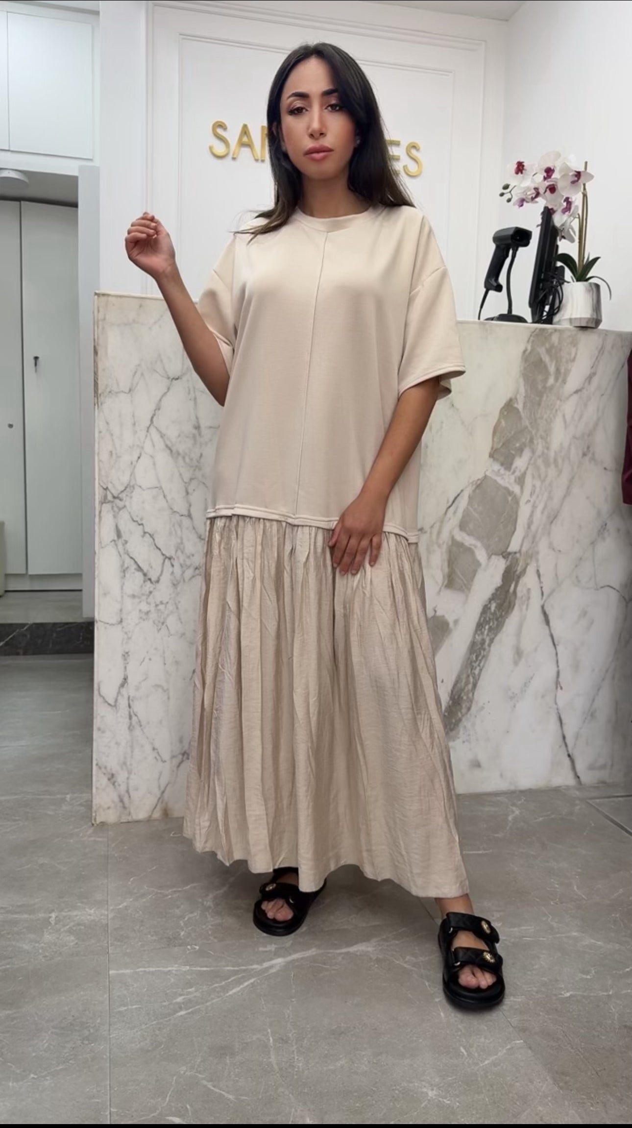 robe t-shirt plissée en bas