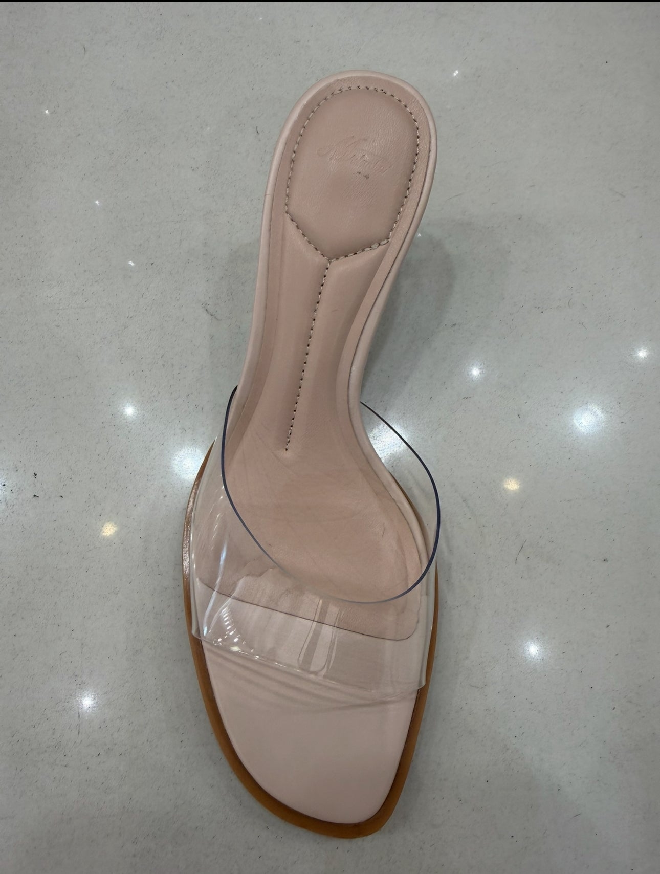 sandales transparentes petit talon